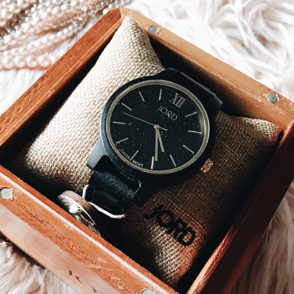 JORD wood watch Frankie Ebony and Gold